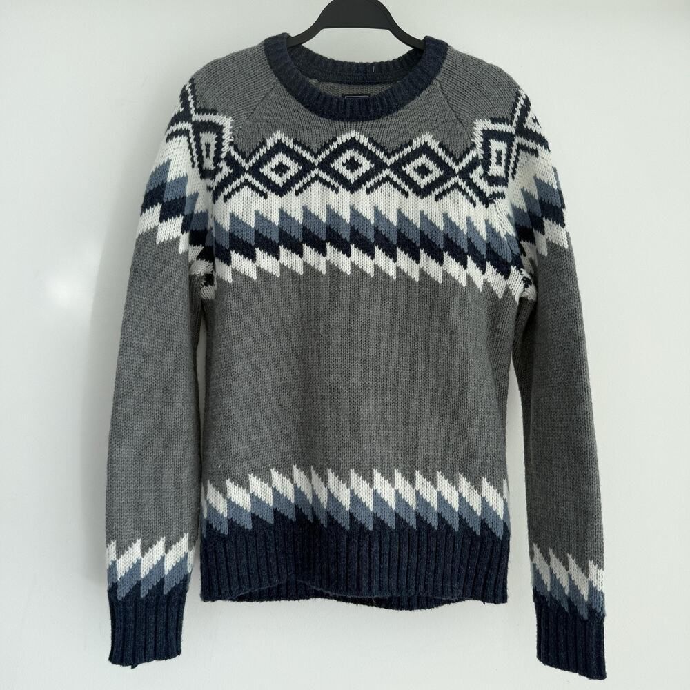 Gap Sweater Men Medium Navy Gray Fair Isle Crew Knit Pullover Acrylic Wool Blend